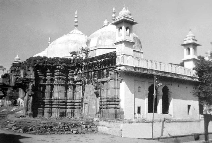 Original Kashi Vishwanath Temple with Gyanwapi Mosque standing atop it.