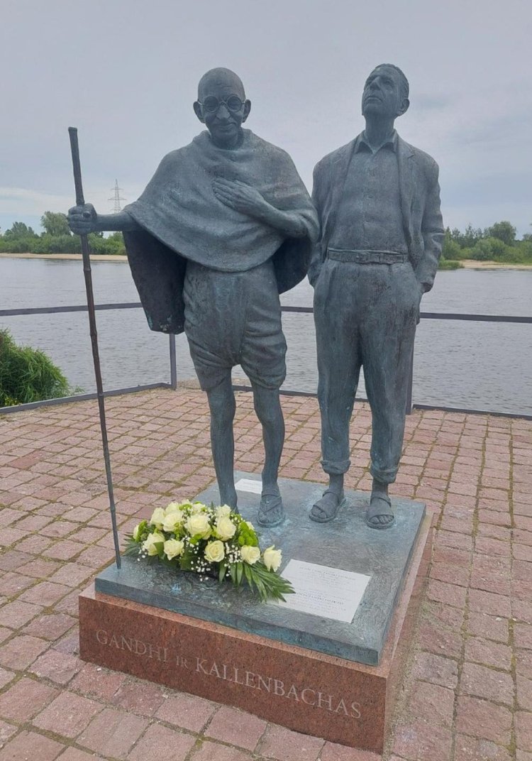 Gandhi & Kallenbach statue at Vilnius, Lithuania.